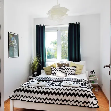 Hetmanska Spacious Апартаменты